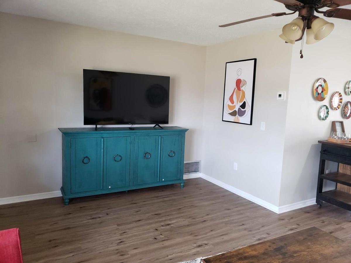 Shell Near The Sea, 2-Br Pet Friendly Home Venice Bagian luar foto