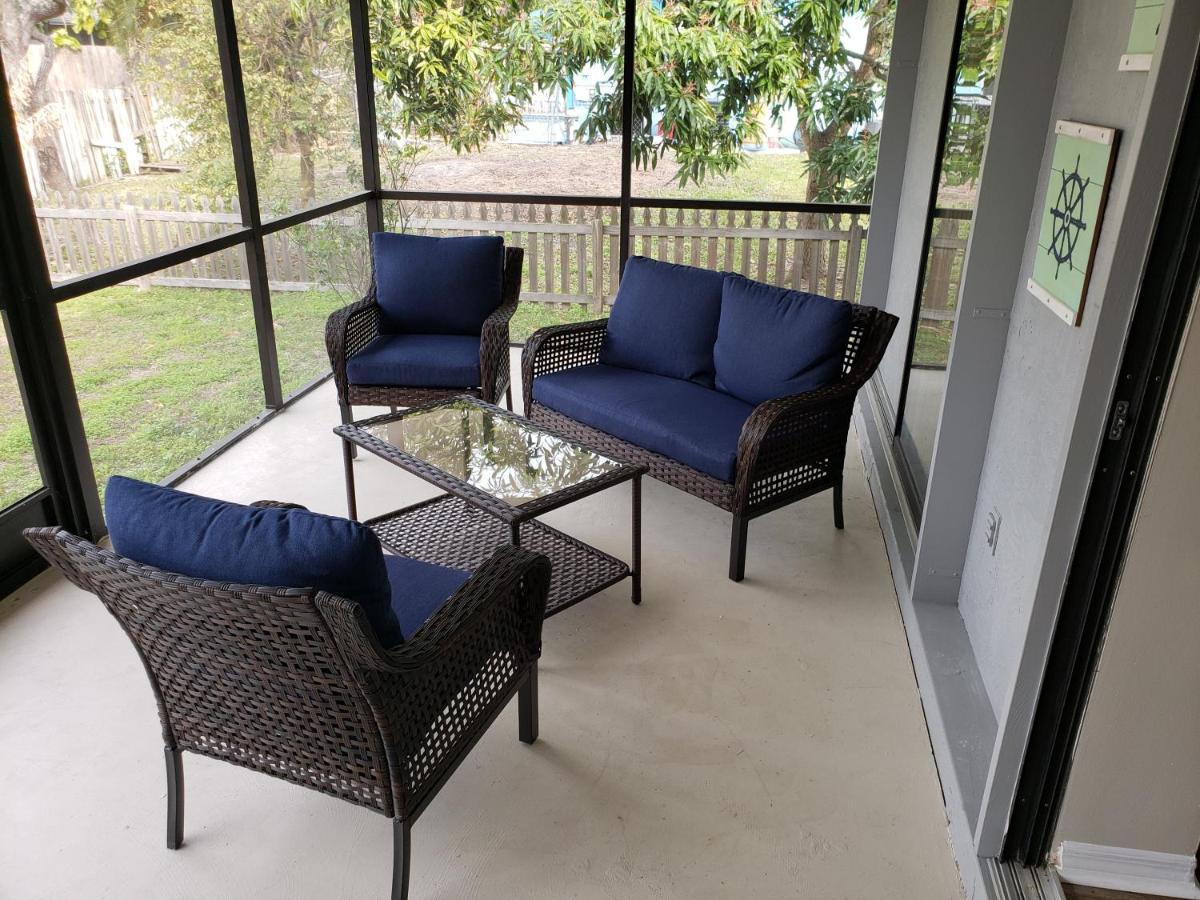 Shell Near The Sea, 2-Br Pet Friendly Home Venice Bagian luar foto