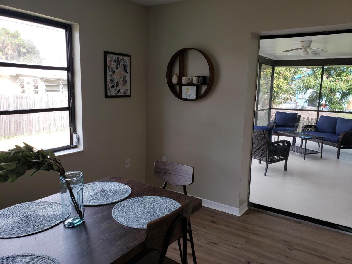 Shell Near The Sea, 2-Br Pet Friendly Home Venice Bagian luar foto