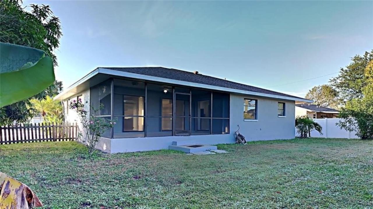 Shell Near The Sea, 2-Br Pet Friendly Home Venice Bagian luar foto